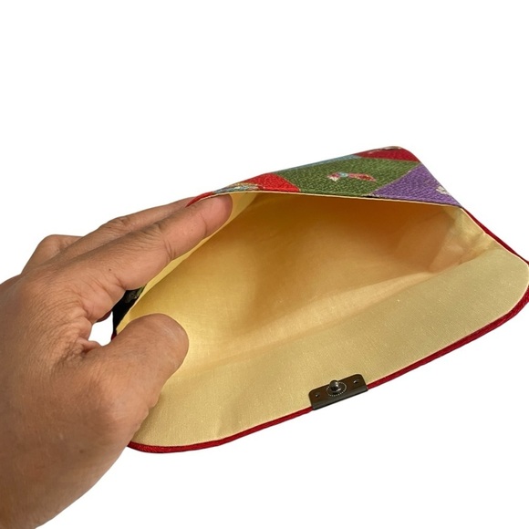 JAPANESE
KIMONO / VINTAGE POUCH / CHIRIMEN / BIRDS - Picture 4 of 11